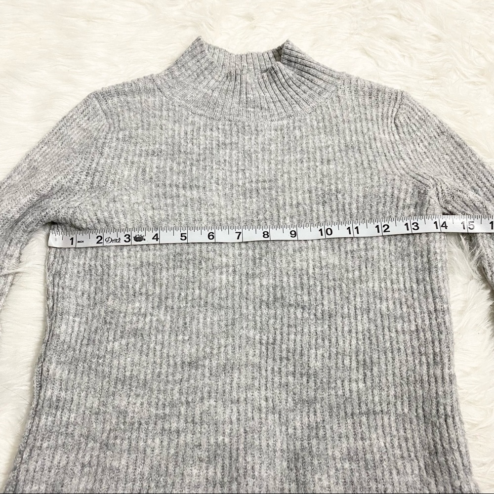 RACHEL ROY Gray Flared Sleeve Sweater - Picture 4 of 6